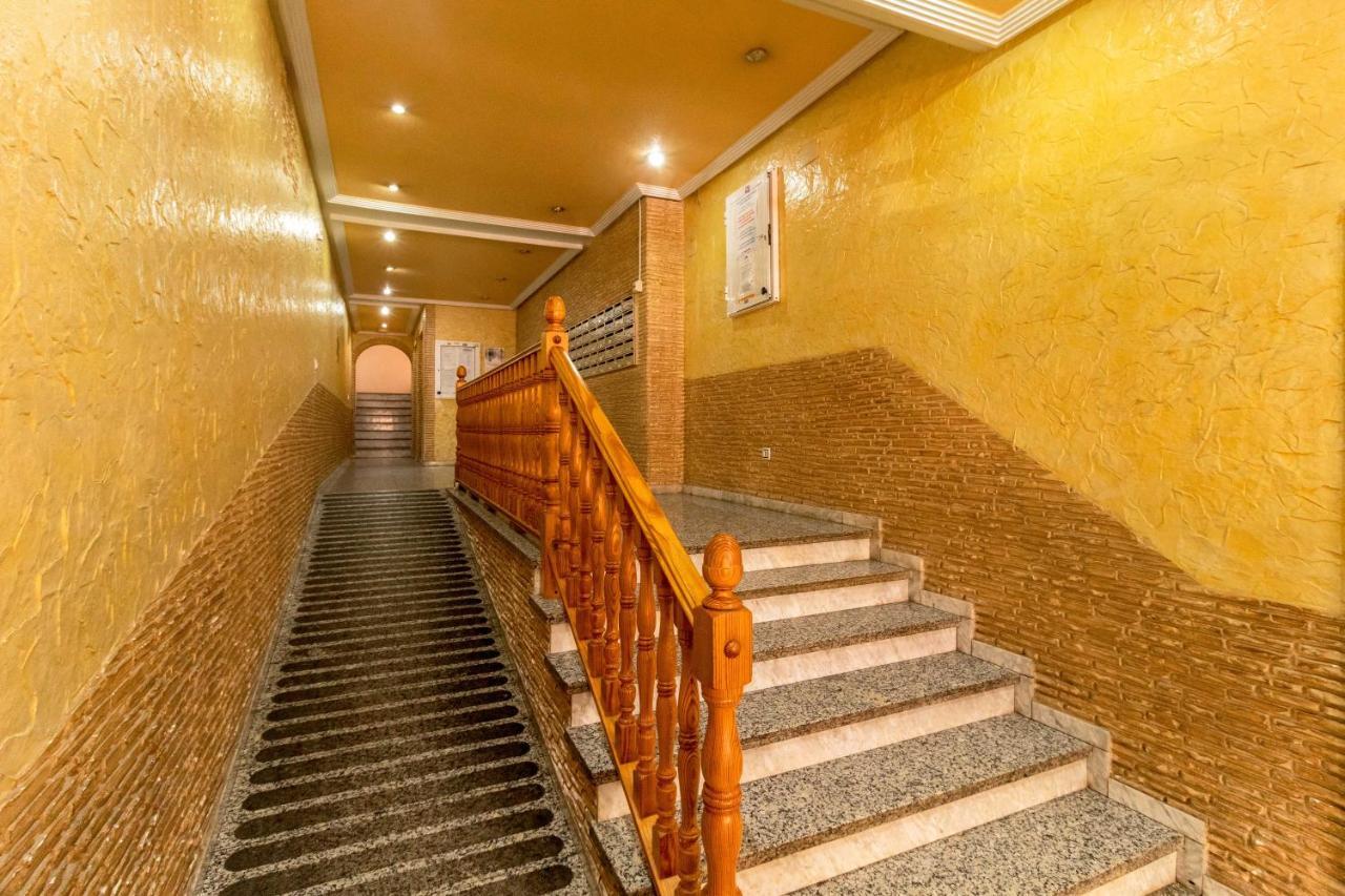 Apartamento Asta Apartment Torrevieja Luaran gambar