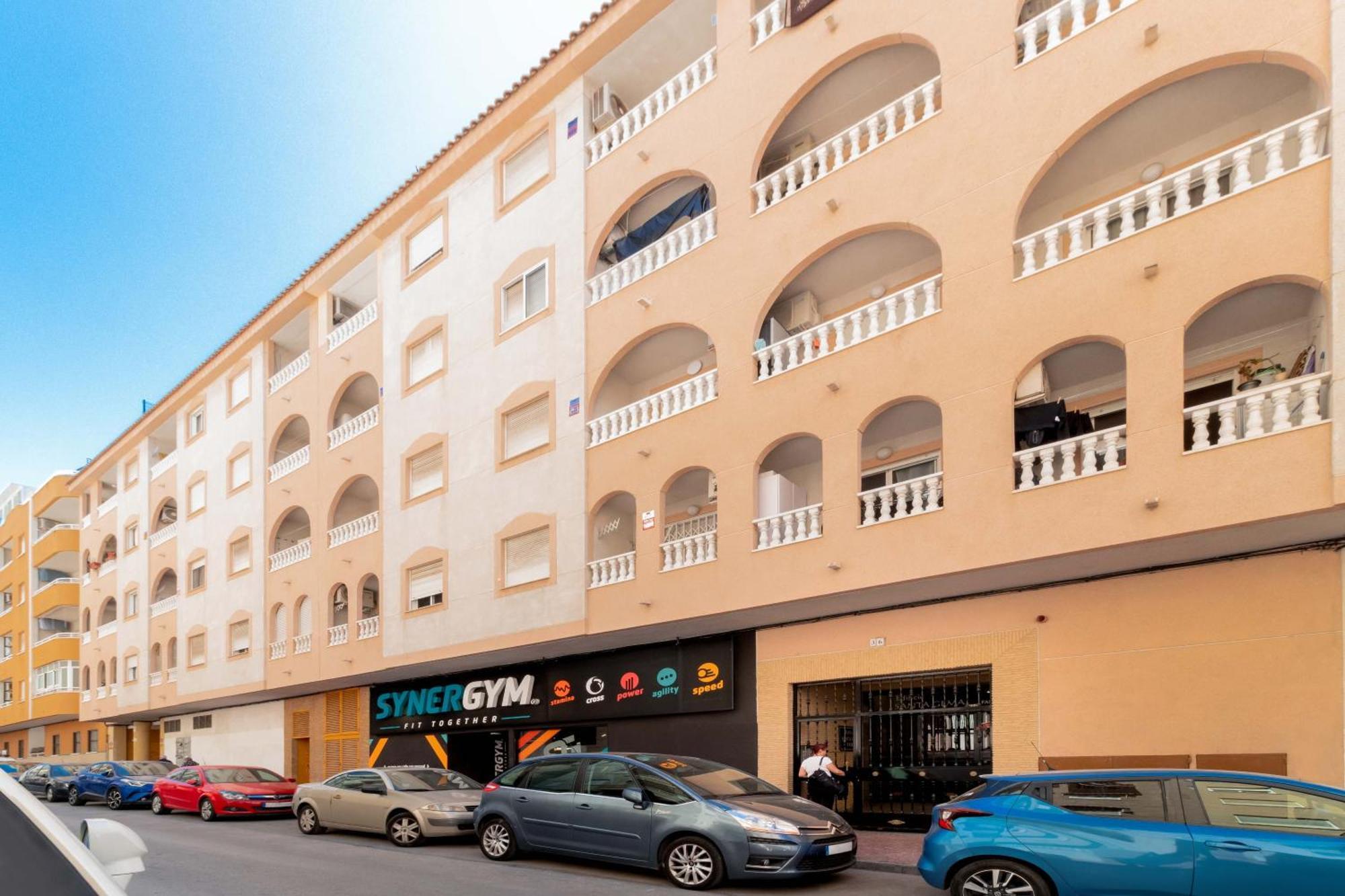 Apartamento Asta Apartment Torrevieja Luaran gambar
